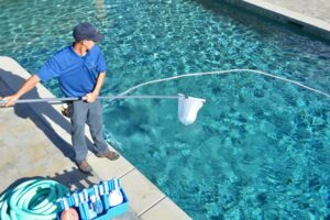 Signs You Need a Professional Pool Cleaning Service